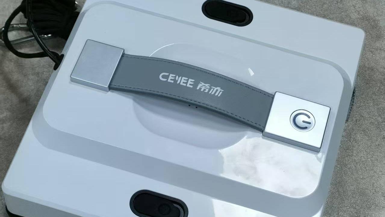 窗户玻璃用什么擦干净又亮？内行人私藏榜单！十款必入擦窗机器人真实排名，轻松搞定大面积玻璃清洁难题