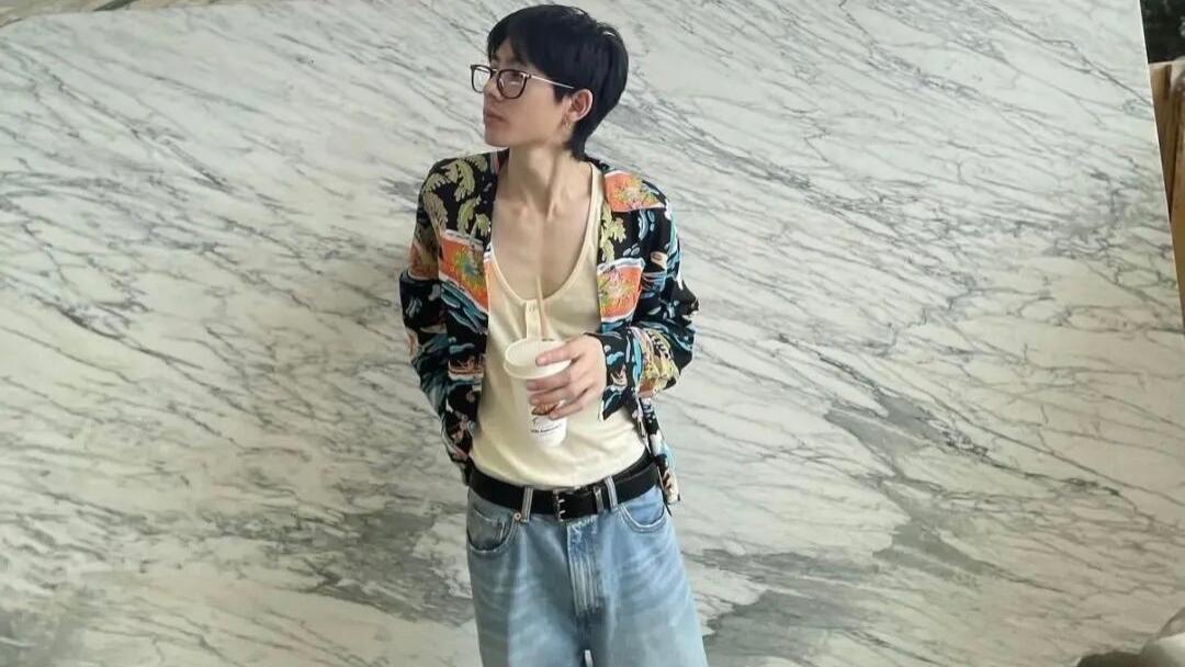 这就是泰国男星OFF的穿搭审美：你穿像精神小伙，差在品味。