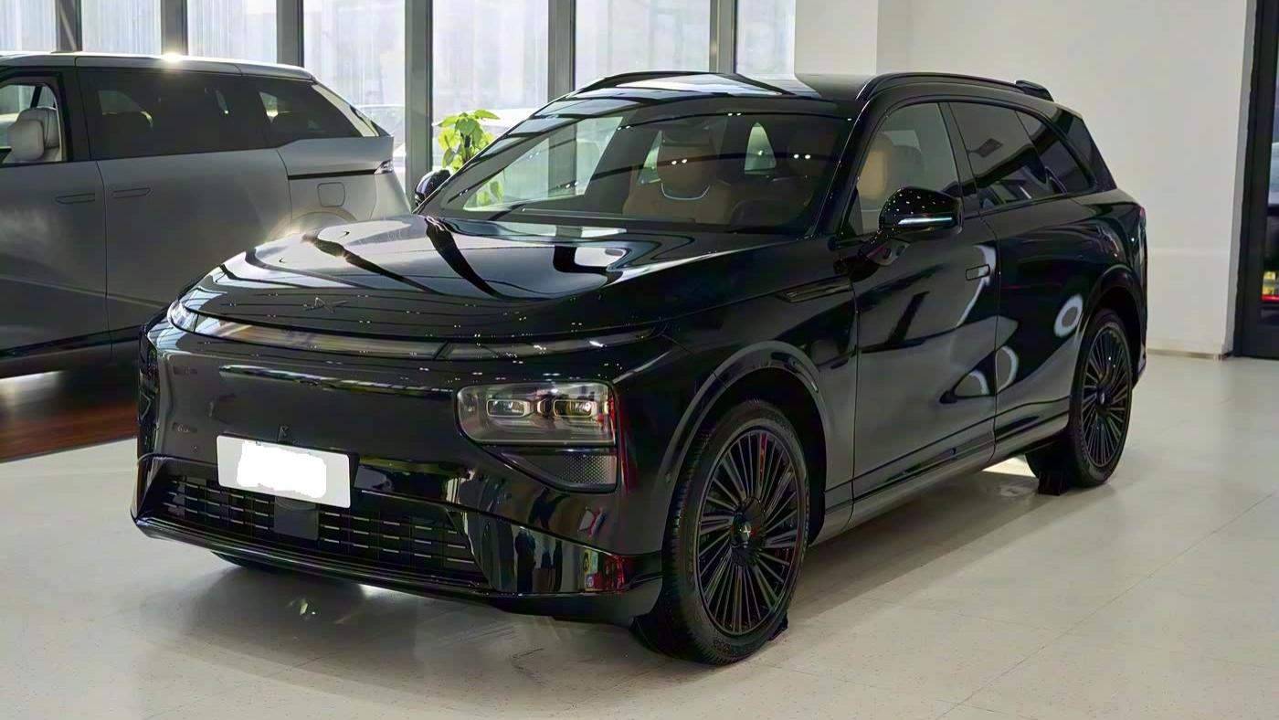 全新纯电中大型SUV竞争理想L6！不足24万起，配双腔空悬+高阶智驾