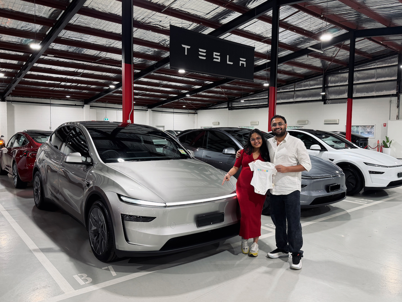 特斯拉Model Y L今日开启澳大利亚交付