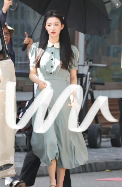 王楚然一张脸救了一条裙子，别人穿不会是灾难吧？​​​