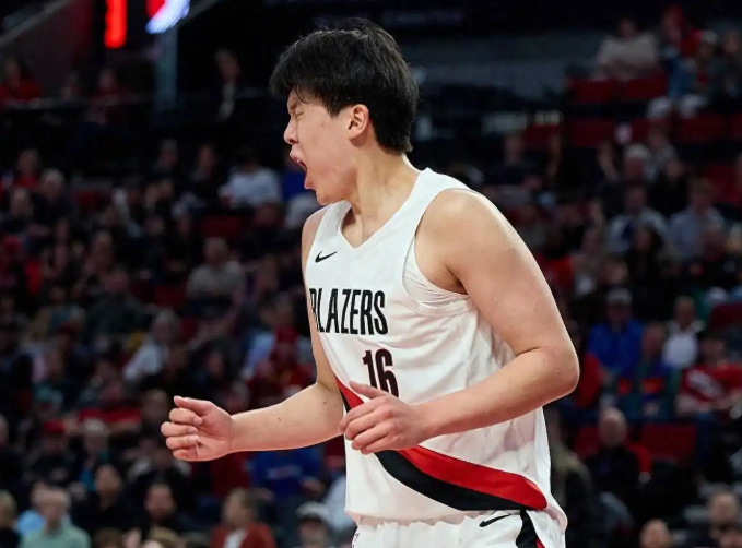 杨瀚森在发展联盟已经磨到头了，再打下去就不起什么作用了
发展联盟毕竟只是适应NB