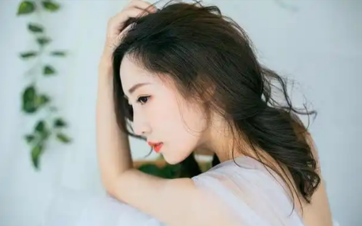 “没儿子就离婚！” 上海一男子为拼儿子逼妻生四胎，如今跪求前妻帮忙救小三