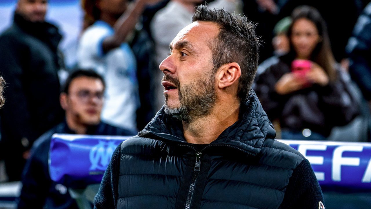 揭秘：罗伯托·德泽尔比实际上更倾向于曼联而非热刺