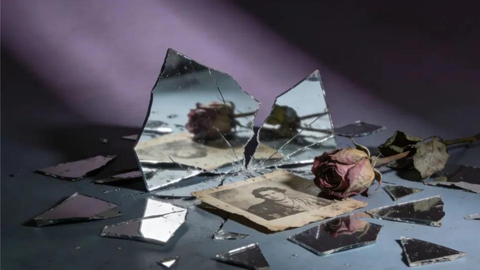 四年亏200亿, 京城一哥跌落神坛，国资房企转型困局何解？