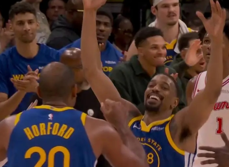 残阵勇士加时力克火箭！
火箭这是咋了？轻敌？看看杜老汉的上场时间怎么也不像放水呀