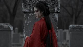 清代奇案：美女坟前夜夜有人哭，挖开一看，在场人全吓瘫！