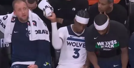 NBA季后赛西部半决赛G5，马刺（3）主场迎战森林狼（2）的比赛已经结束，最终马