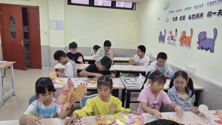 动手做鱼灯，用心传非遗｜三六六社会实践青少年特色活动