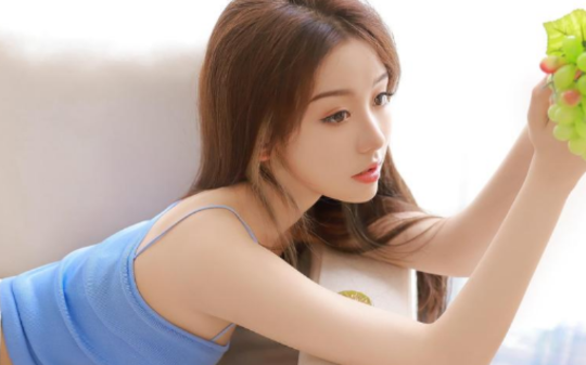 被父母逼成双相情感障碍后，我一心想死，没想到他们却哭着求我变回以前