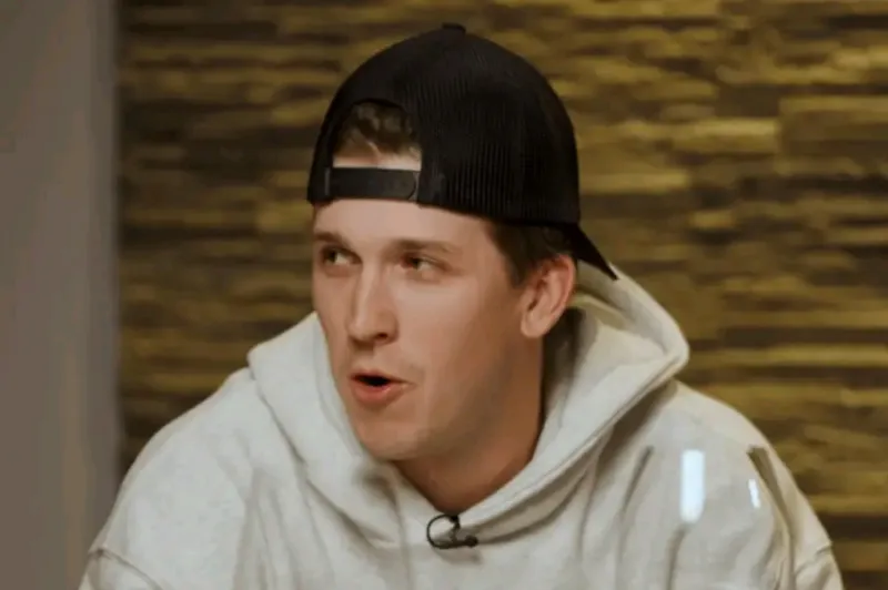 评价一下里夫斯

很像评价一下这名球员，现在里夫斯粉丝很多，饭圈化特别严重。
