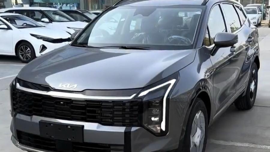 2026款起亚狮铂拓界到店，换装全新前脸，长度上调，2.0T动力升级