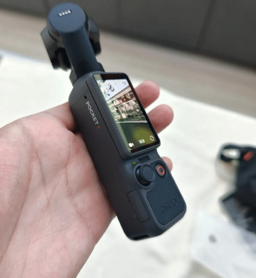 今日，华为Pura系列及全场景新品发布会官宣：大疆Pocket4支持鸿蒙6.1设