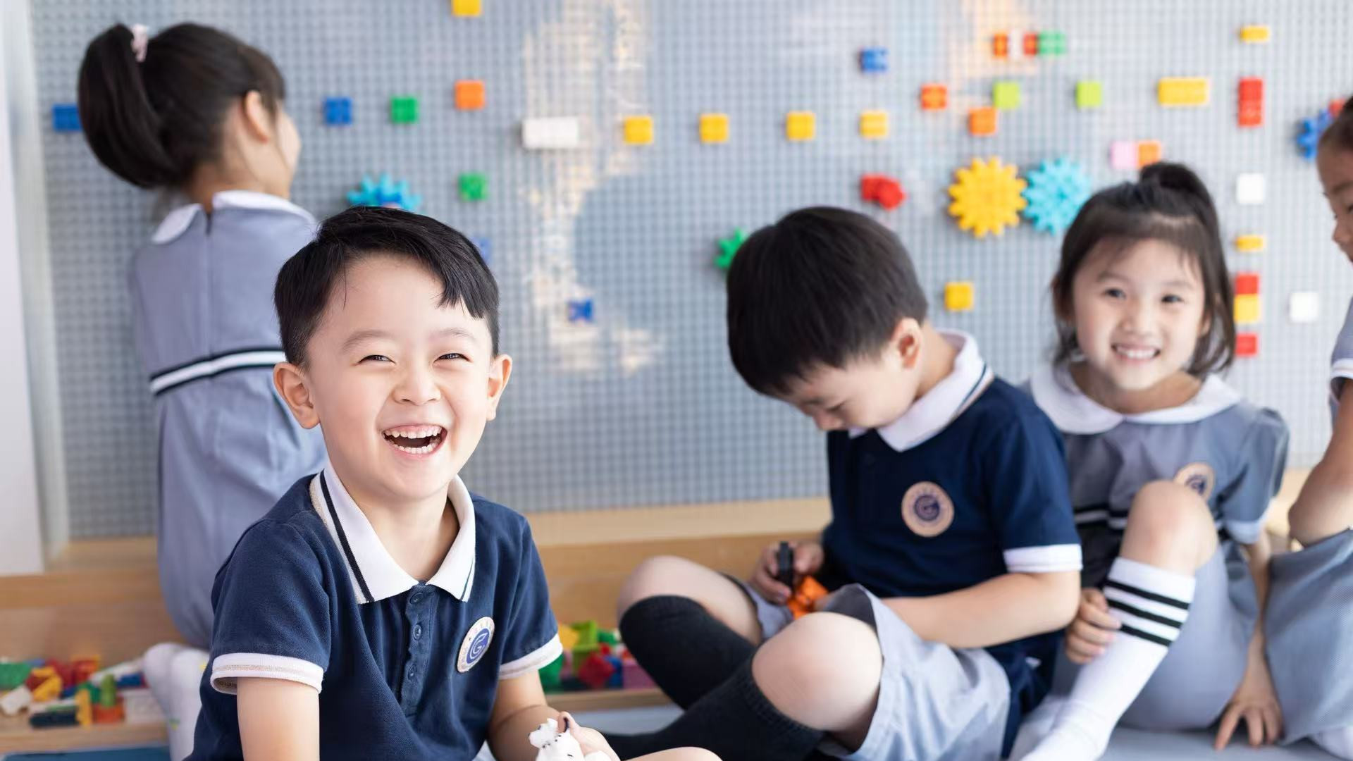 公办和民办幼儿园的家园沟通方式一样吗？
