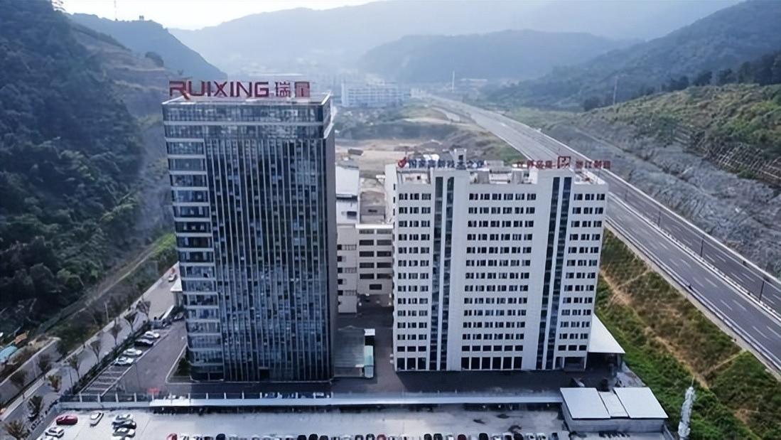 一鞋企年产值突破12.4亿元，订单已排到6月，打工人的好归属！