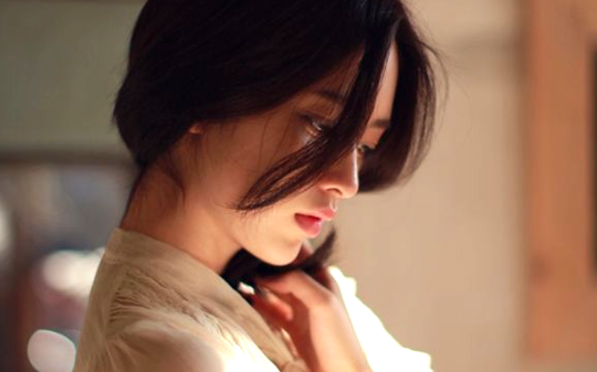 十年暗恋，三年隐婚：我用一桩并购案教会他失去