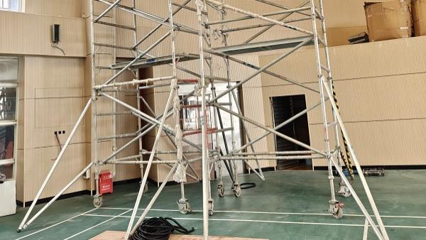 ​铝合金脚手架