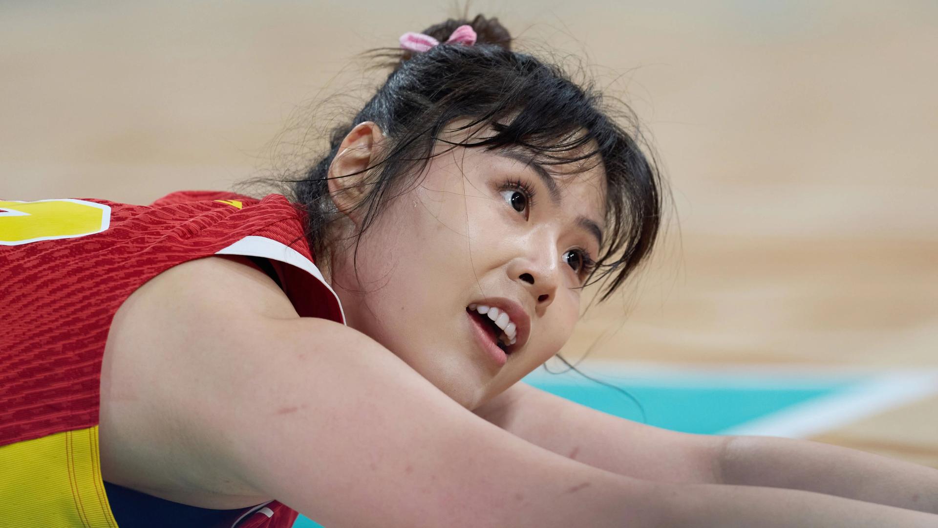 最让人失望的女篮球员，5战37投14中，顶级中锋为何低迷？