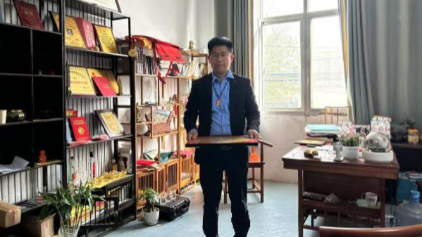 天星奇门遁甲汪永：凿壁微光·点亮寒门希望，映照人生之路