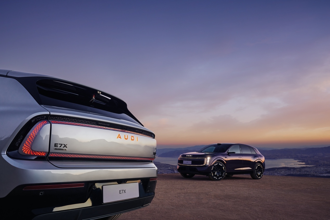 关于智能座舱的发展路径，行业已跨越单纯堆砌显示屏幕尺寸与比拼芯片算力水平的初级阶