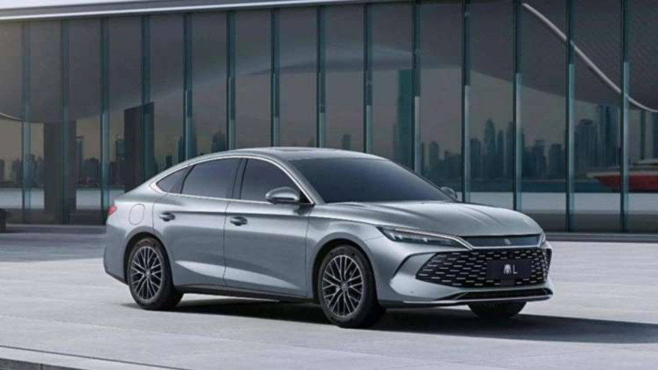 比亚迪推大电池DM-i车型，纯电续航210Km，8.98万起！