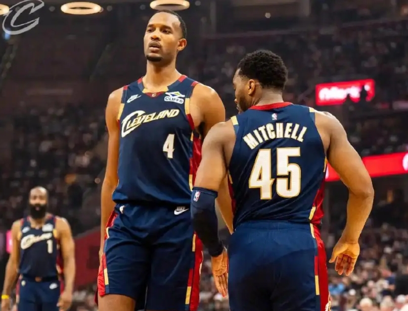 猛龙之所以输给骑士，主要是解决不了这三个难题！
第一个，哈登的传球，与别的控卫不