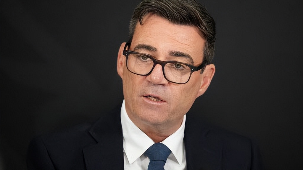 英国首相伯纳姆表示：“为了英国国家利益，甚至可以公开批评特朗普！”