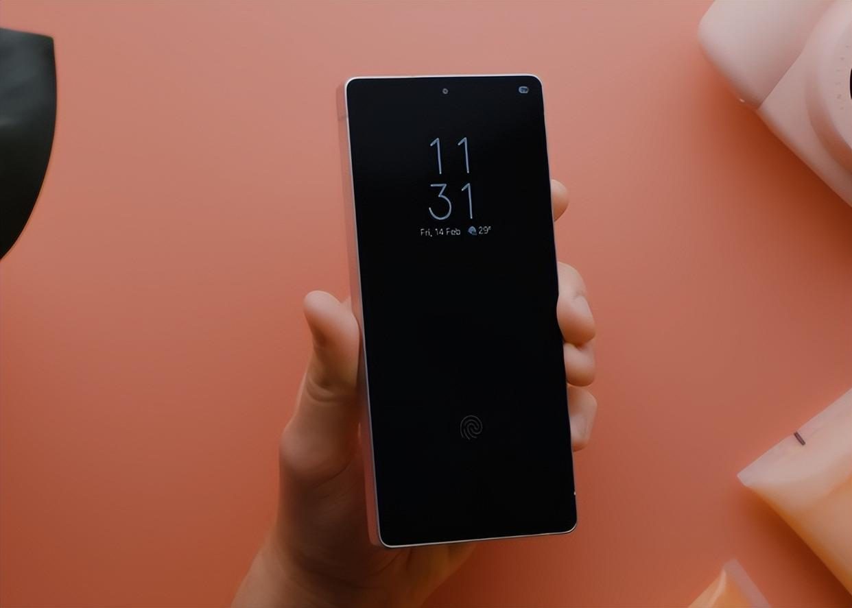 三星亮出“底牌”，12GB+512GB跳水2100元，安卓机