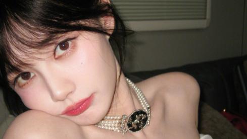 李一桐的今日份自拍，这感觉是不是超nice的！