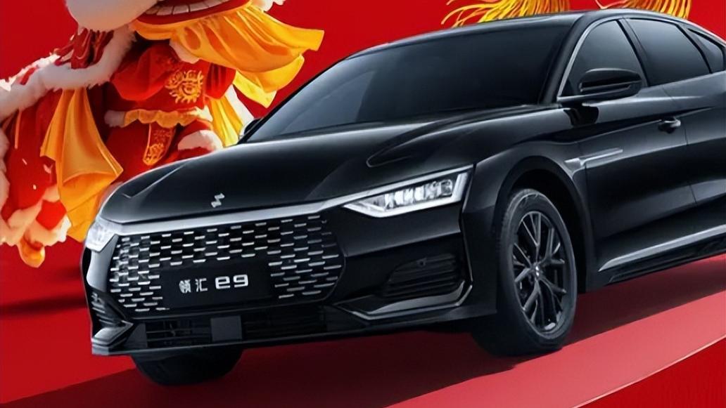 领汇e9申报图流出，经典大嘴设计，轴距2.92米，或成网约车新宠