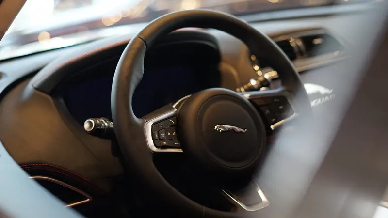 捷豹纯电GT内饰曝光，复古与未来的完美融合