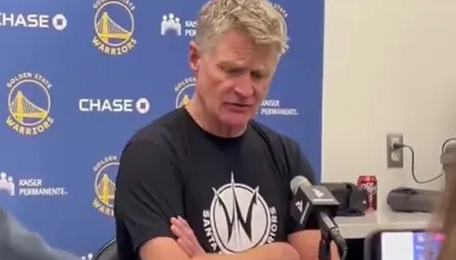 NBA常规赛勇士客场对阵太阳的比赛已经结束。全场战罢，勇士以101-97战胜太阳