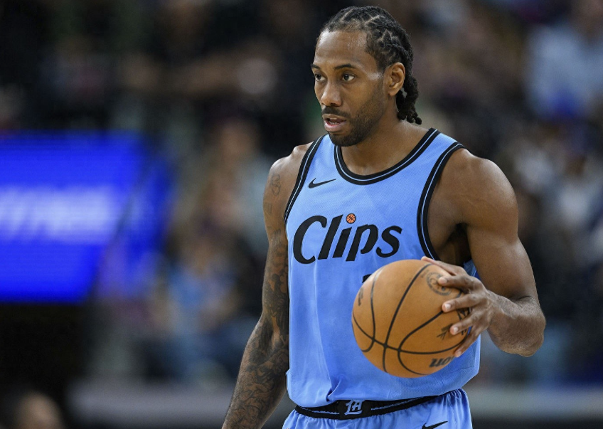 如果乔丹来防守小卡，卡子能撞开丹子吗？

感觉小卡力量很强，把戈贝尔、西亚卡姆撞