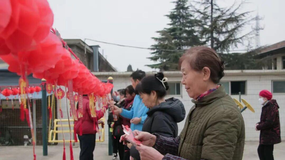 趣味游园闹元宵