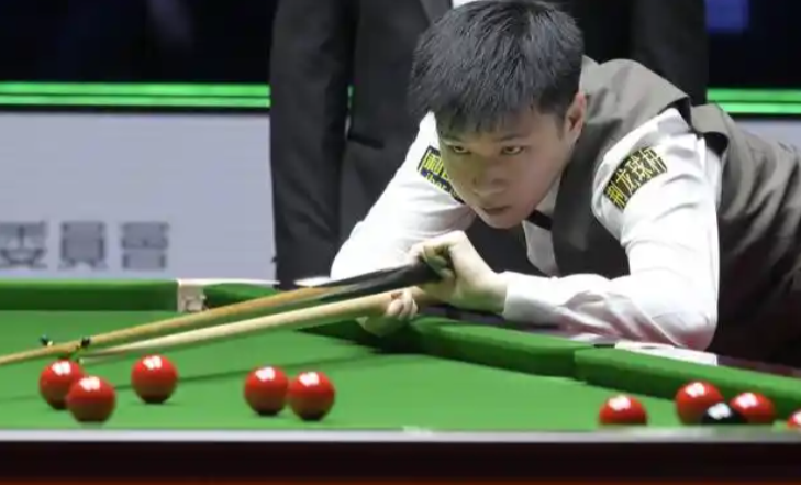 赵心童VS墨菲：前16局双方8-8战平，第三阶段比赛时间29日21：30
霍金斯