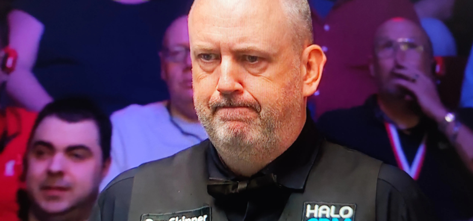 斯诺克世锦赛第一轮，马克.威廉姆斯对阵波兰小将科瓦斯基，前9局，马叔6:3领先。