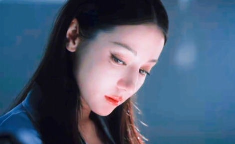 你的每一次舞台，都是我翘首以盼的盛宴