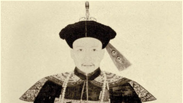 神武英明，一事无成