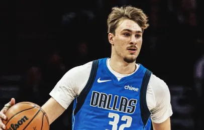 NBA常规赛，独行侠以111-129不敌鹈鹕。

独行侠球员库珀-弗拉格本场比赛