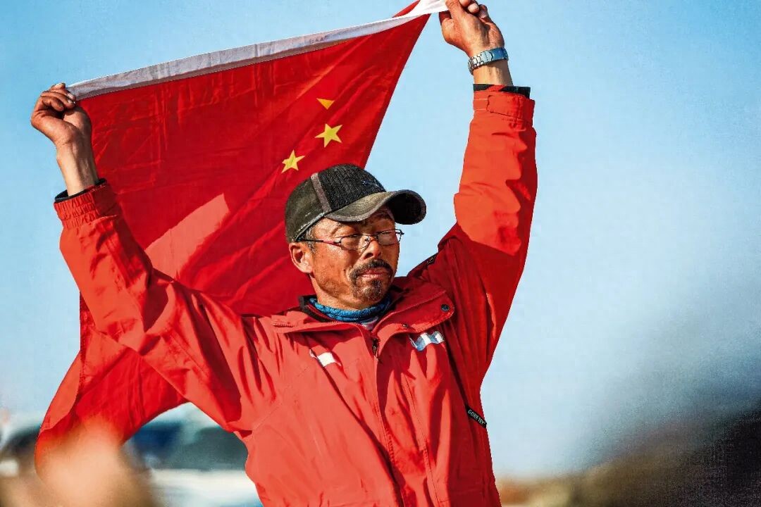 “苍蝇比老鼠好吃，当时就一个想法，活下去”
