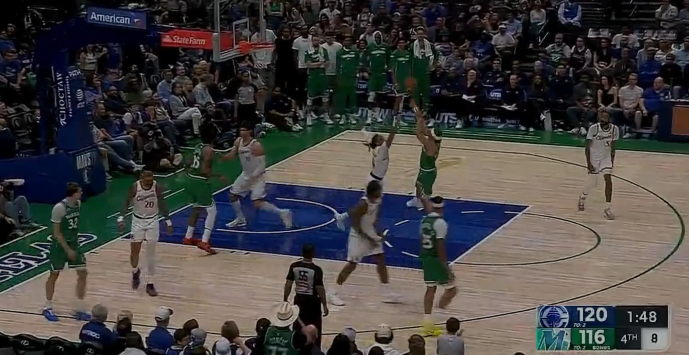 弗拉格又咋了

输赢又不重要，和快船的比赛一二节打的那么果断，三四节就不见人了 