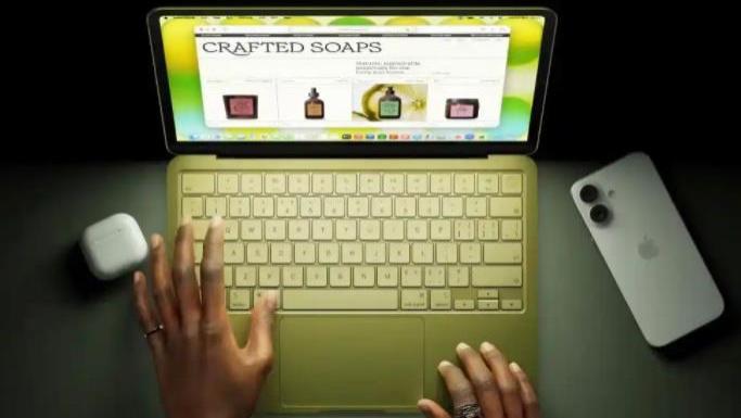 史上最实惠MacBook? 别急着当韭菜，听我唠几句——MacBook Neo云测评