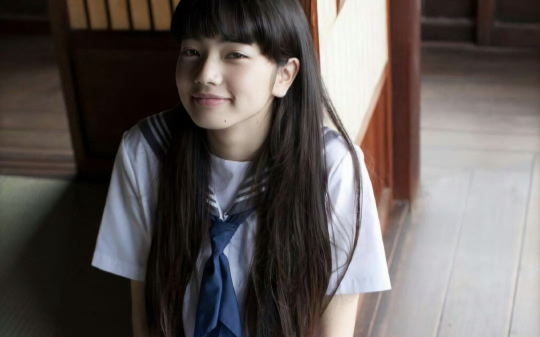 侄子牙疼，作为牙医，我劝嫂子带侄子去做根管治疗，她却大骂我黑心医生，转头回去弄了百草枯往侄子牙上涂