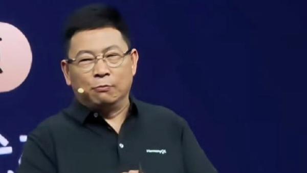 当鸿蒙拿下国内 19% 份额，世界才发现：中国软件的崛起再也挡不住