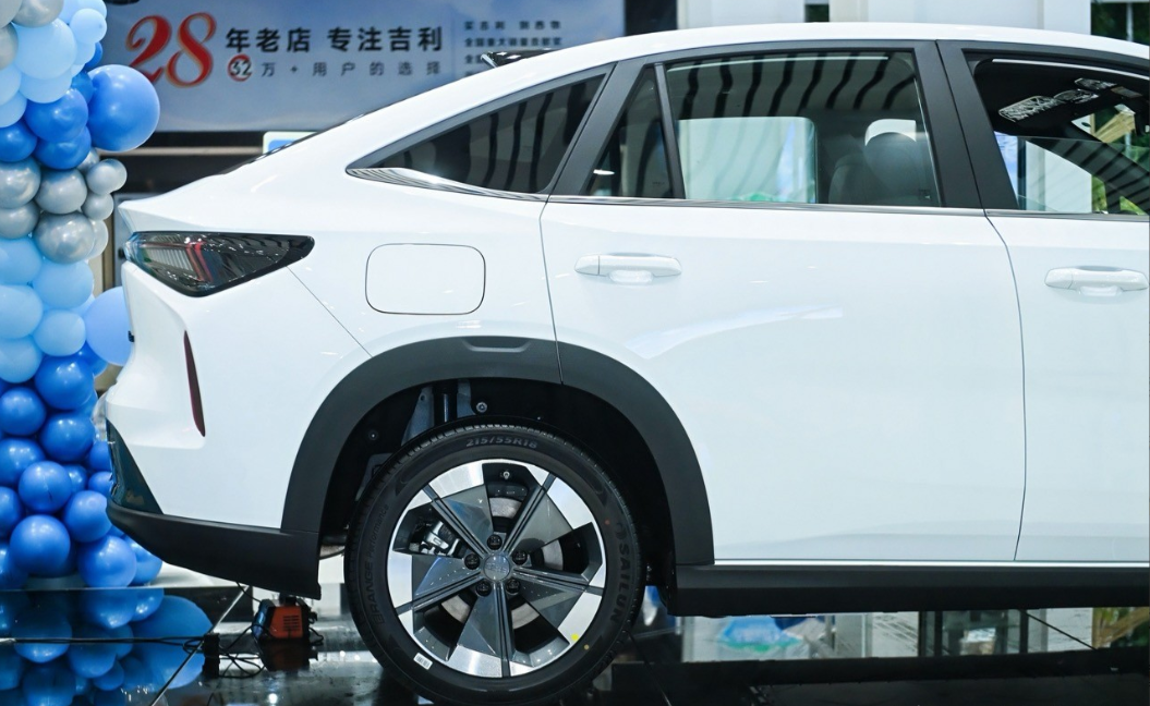 新能源SUV悄悄进入“大电池时代”