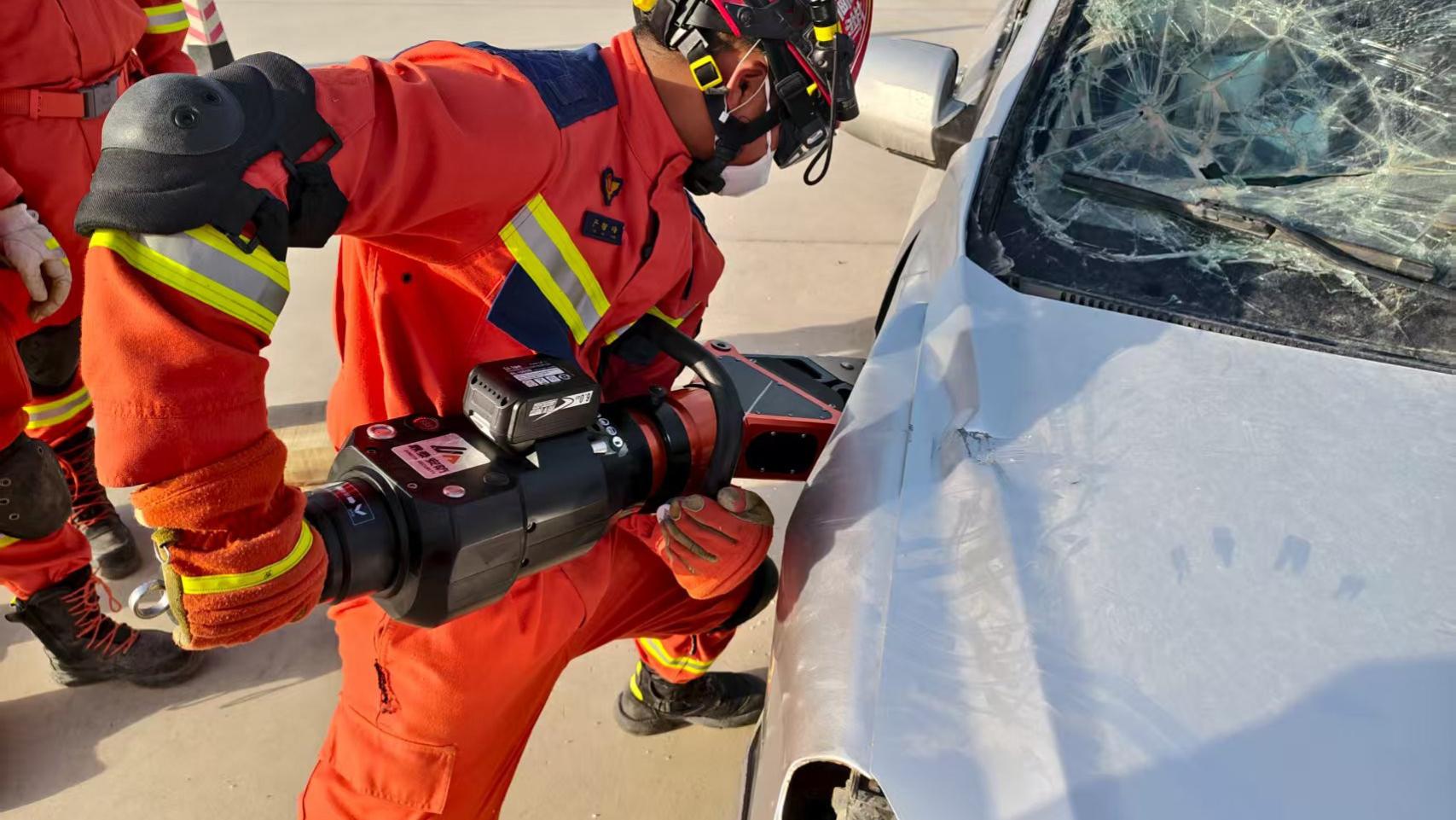 电力工程高空施工人员，适配度拉满！国家认证绳索培训可直接报名