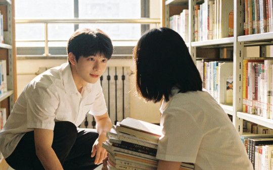 全款买江景房，办房产手续时却发现产权人是公婆，丈夫却说：让爸妈拿着方便，我笑了，转身就走，他却急了