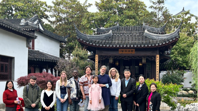 水榭传雅韵，汉字润初心——记爱卡老师一堂别开生面的汉语通识课