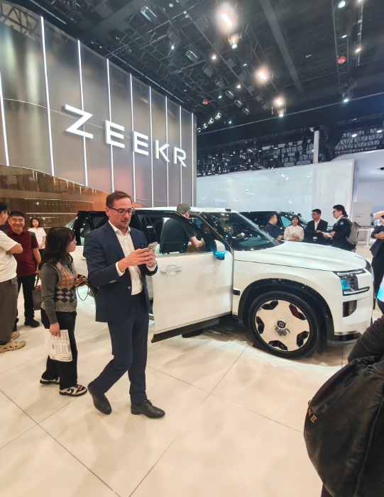 原来009这么厉害，怪不得晓明哥想要一辆呢