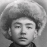 萌毅